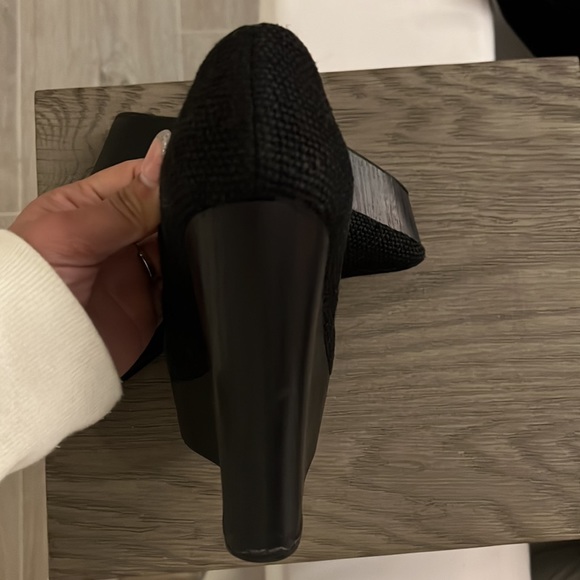 Black platform - Picture 4 of 4